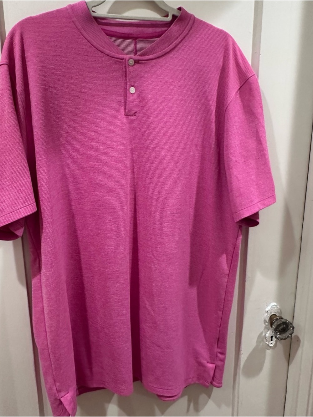 Nike Tiger Woods Men's Short-Sleeve Henley Tee in Bright Pink